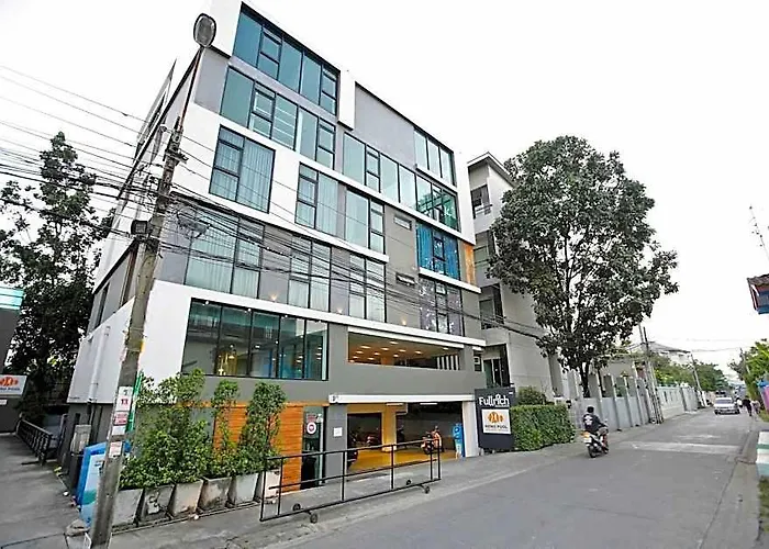 Fullrich 3* Bangkok